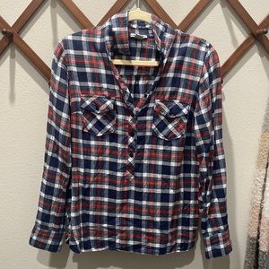 Long sleeve plaid shirt
